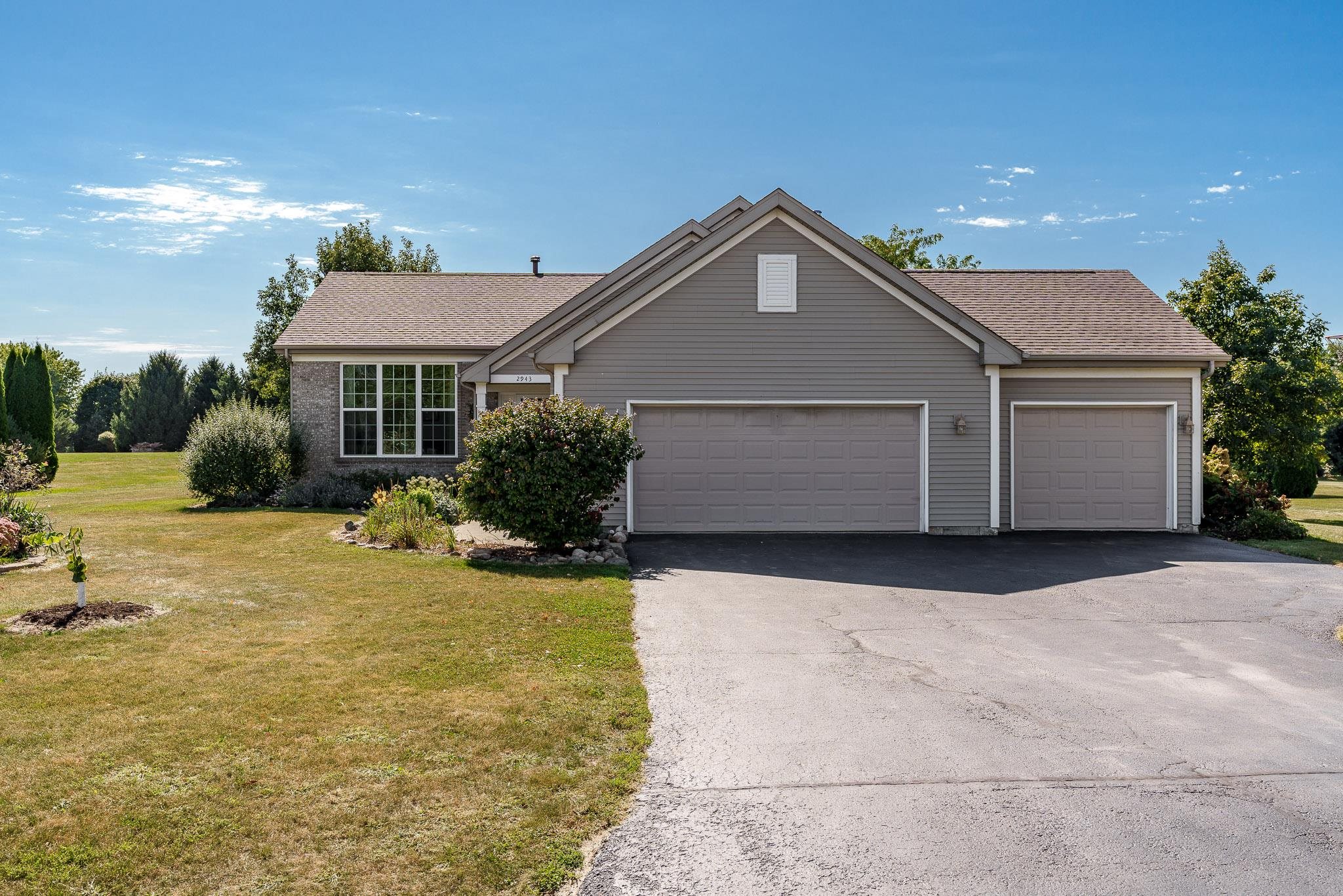 2943 Prairie Road Belvidere, IL 61008 - Photo 1 of 41 Gallery Image 1