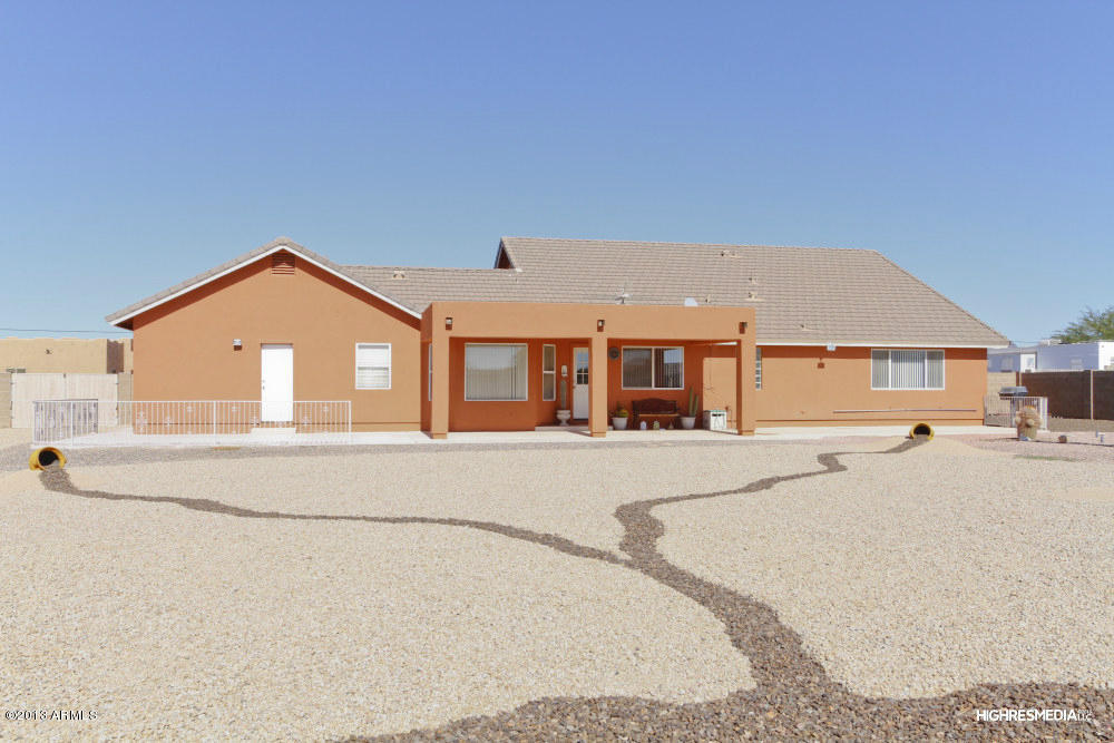 1611 East Maddock Road Phoenix, AZ 85086 - Photo 17 of 18 Back Yard
