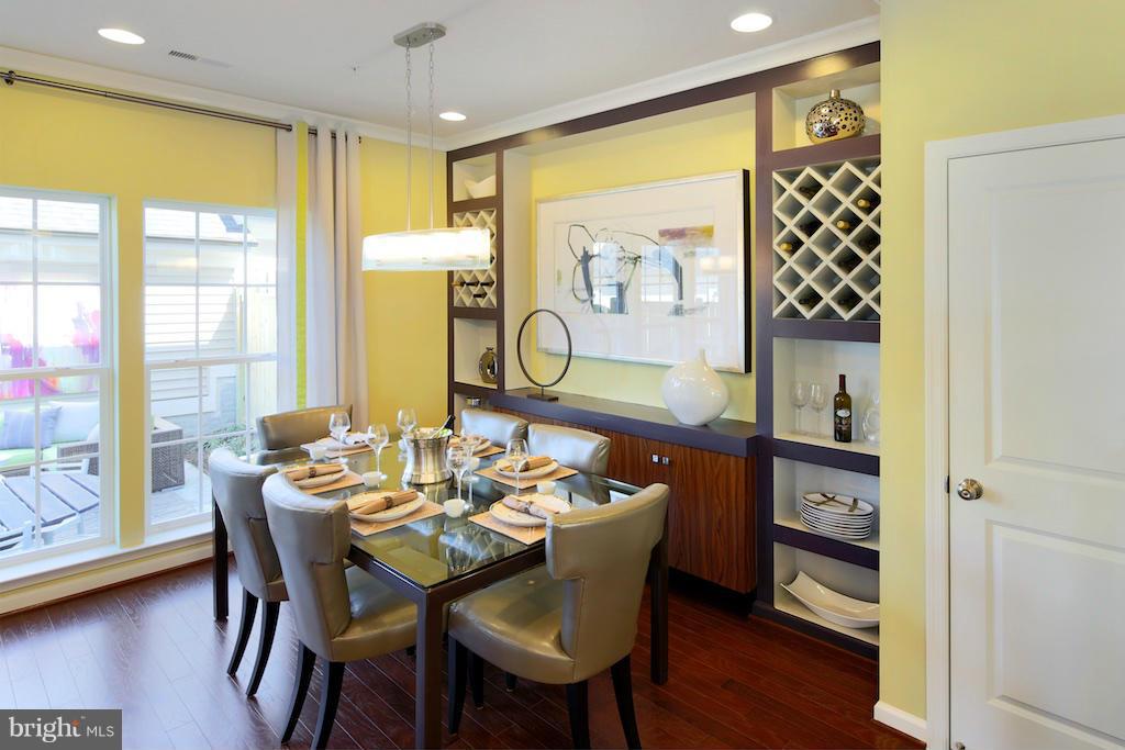 23522 Public House Road Clarksburg, MD 20871 - Photo 7 of 13 Dining Room