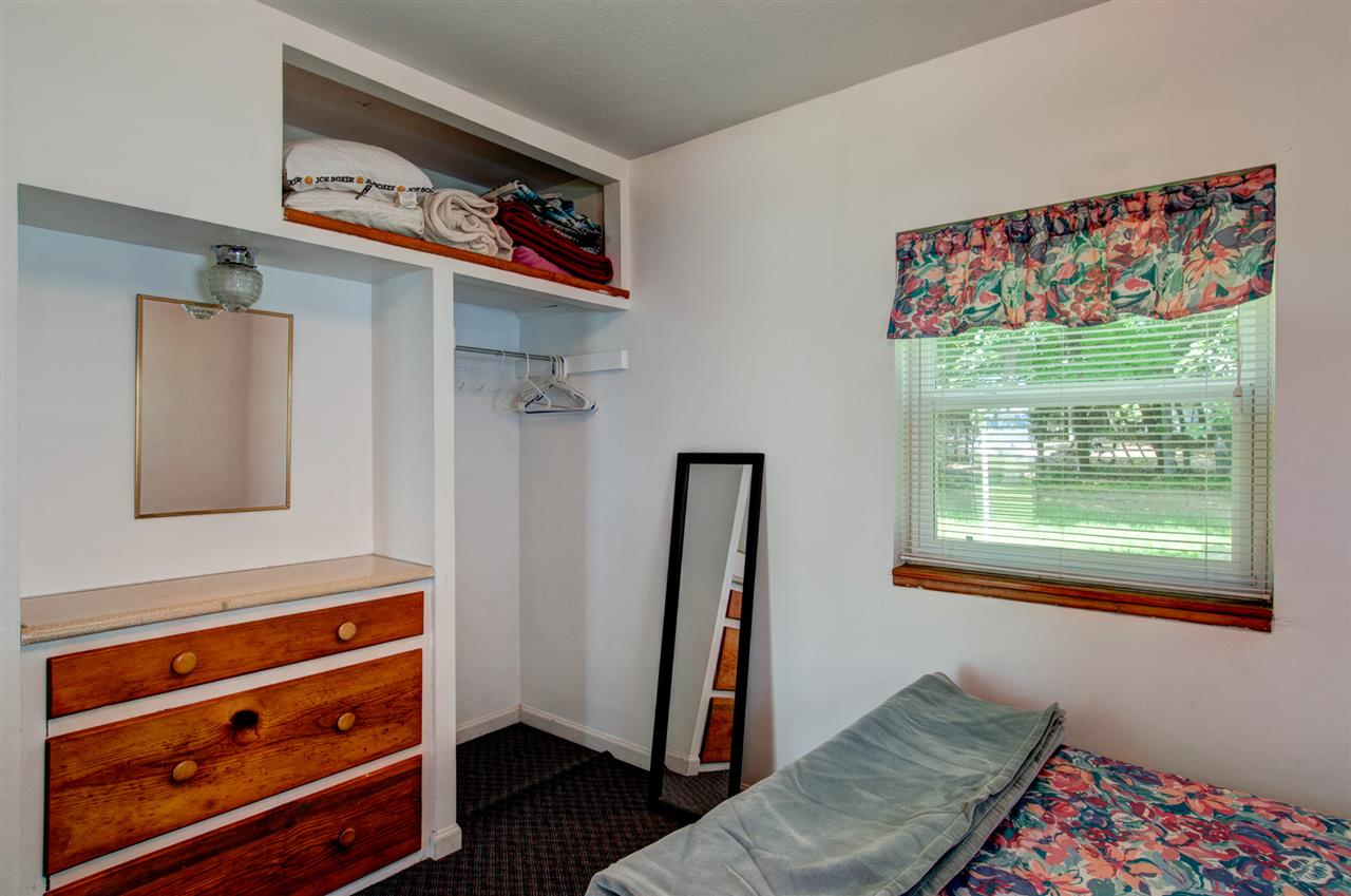 8626 Skegemog Point Road Williamsburg, MI 49690 - Photo 25 of 40 1819727-24.JPG