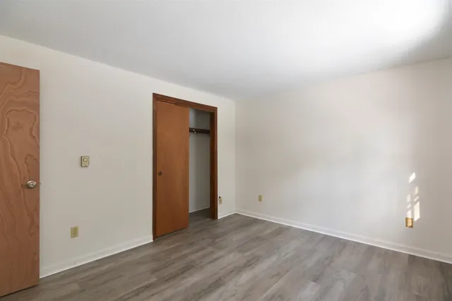 $2,500 | 3 Holly Lane, Londonderry, NH 03053