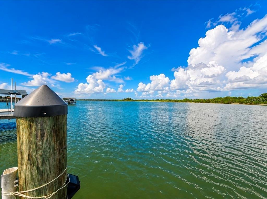 1308 South Riverside Drive Edgewater, FL 32132 - Photo 12 of 51 Gallery Image 12