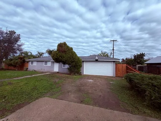 $329,900 | 930 I Street, Sanger, CA 93657