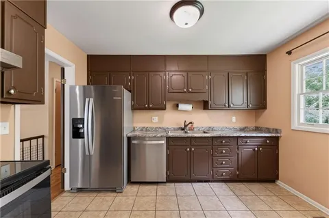 $310,000 | 2648 Bent Hickory Drive, Smyrna, GA 30082