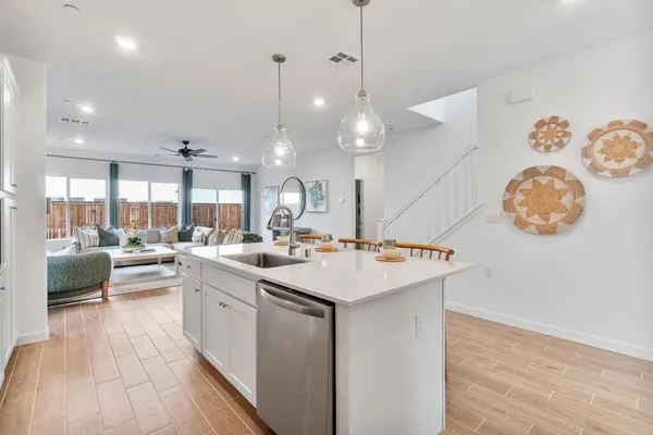 $679,950 | 1053 Springtime Avenue, Clovis, CA 93619