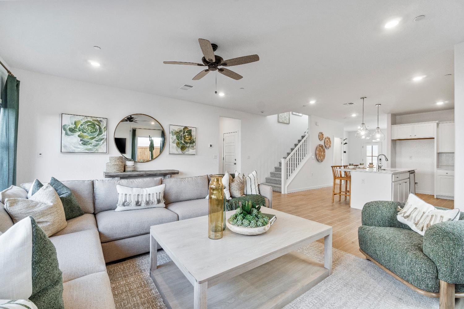 1053 Springtime Avenue Clovis, CA 93619 - Photo 15 of 42