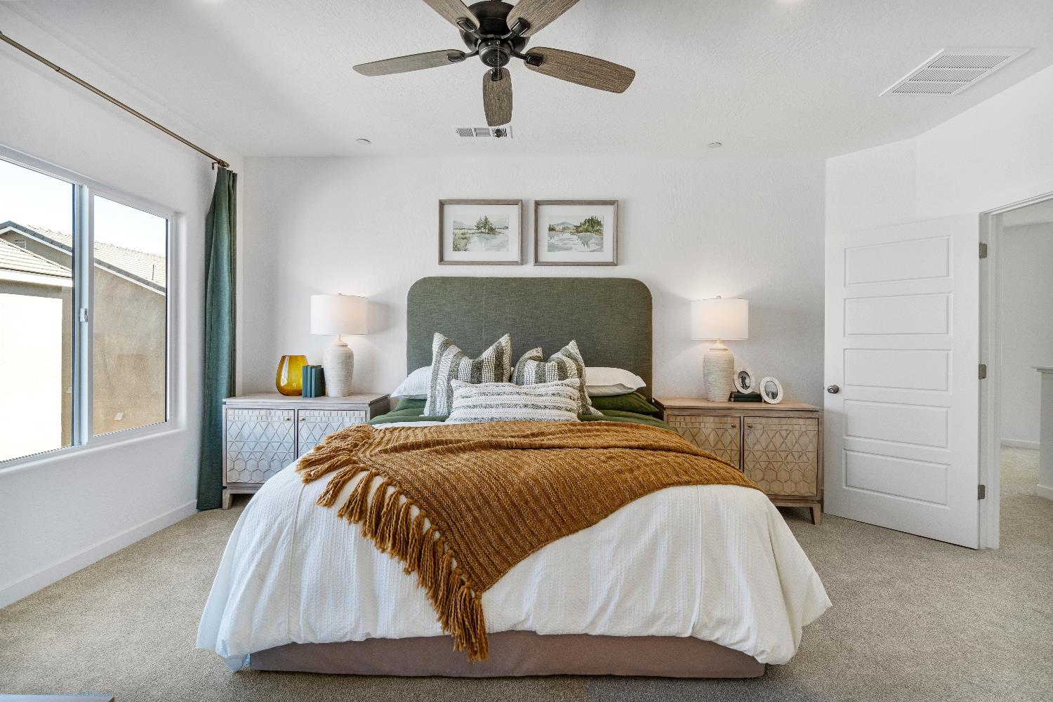 1053 Springtime Avenue Clovis, CA 93619 - Photo 29 of 42