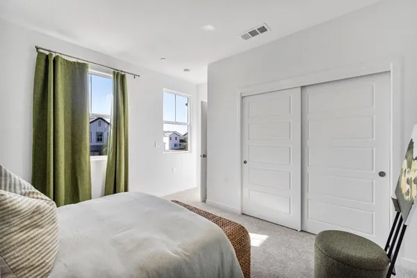 $679,950 | 1053 Springtime Avenue, Clovis, CA 93619