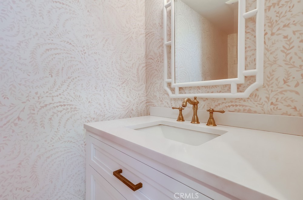 1912 Pullman Lane, Unit B Redondo Beach, CA 90278 - Photo 6 of 20