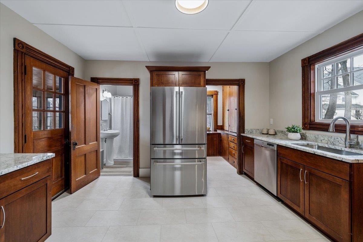 4 Princeton Street Concord, NH 03301 - Photo 6 of 31