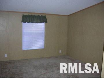 908 Fairfield Road Mount Vernon, IL 62864 - Photo 7 of 13
