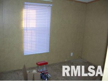 908 Fairfield Road Mount Vernon, IL 62864 - Photo 8 of 13