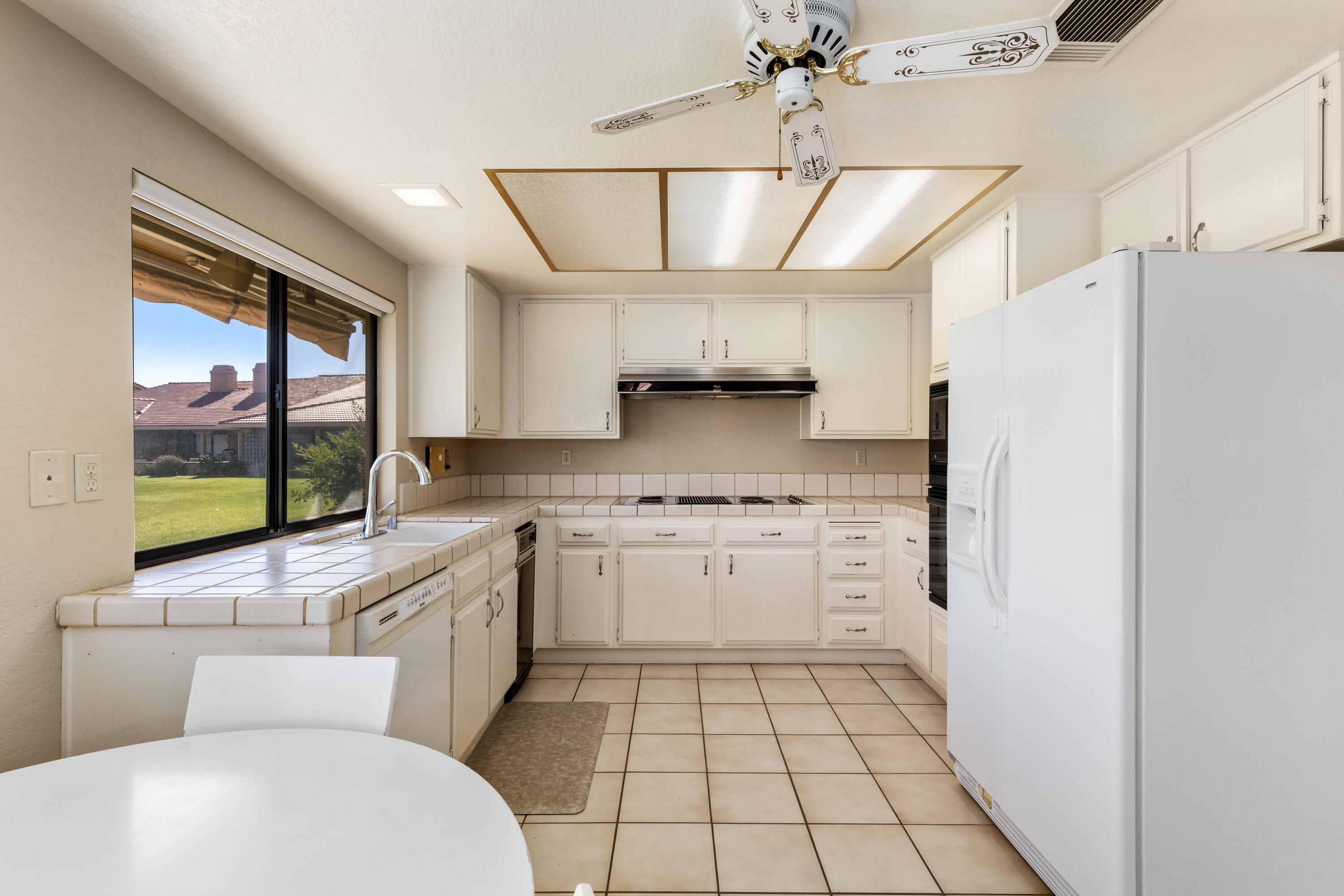 110 Conejo Circle Palm Desert, CA 92260 - Photo 19 of 66 1N4A9027