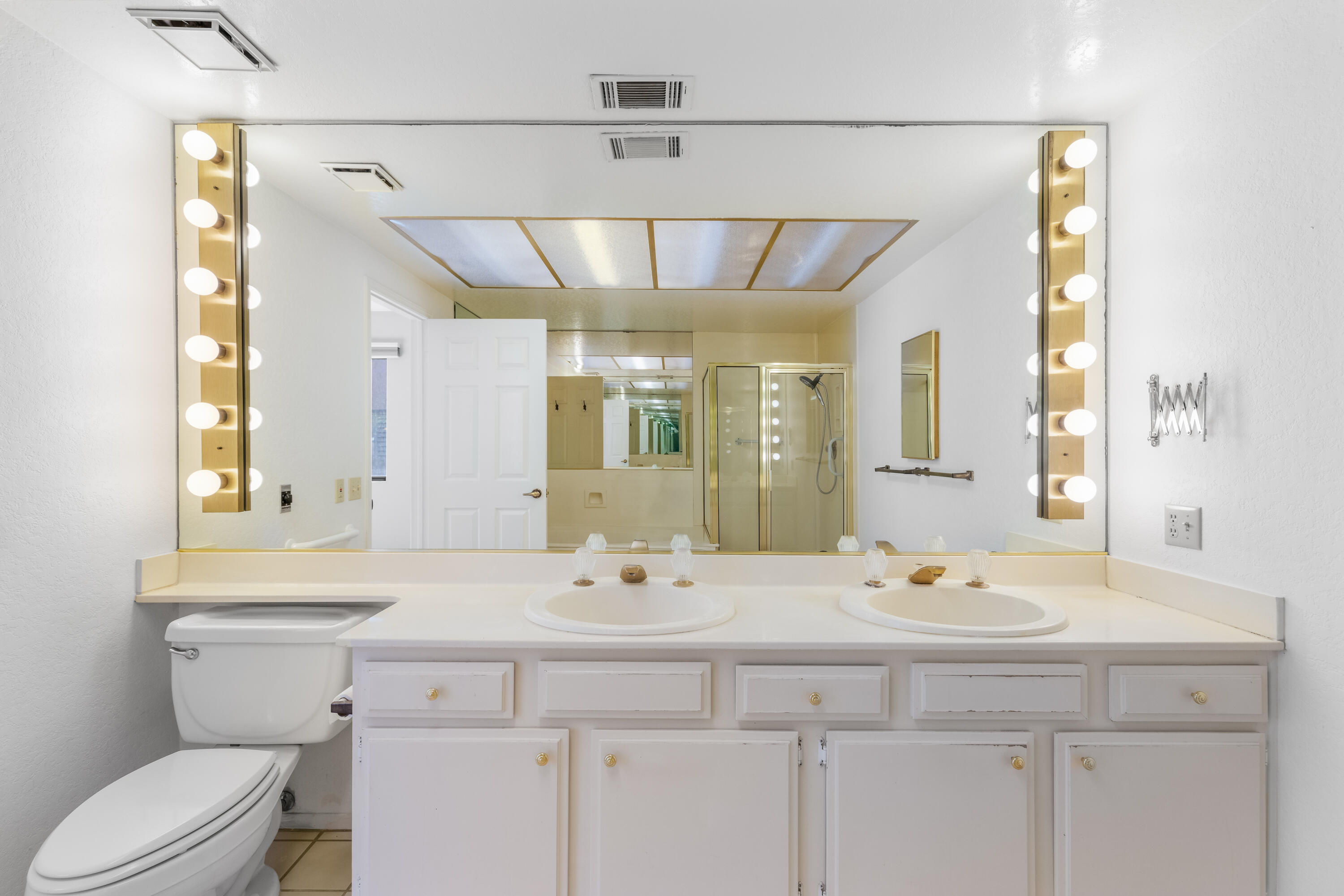 110 Conejo Circle Palm Desert, CA 92260 - Photo 31 of 66 1N4A9099