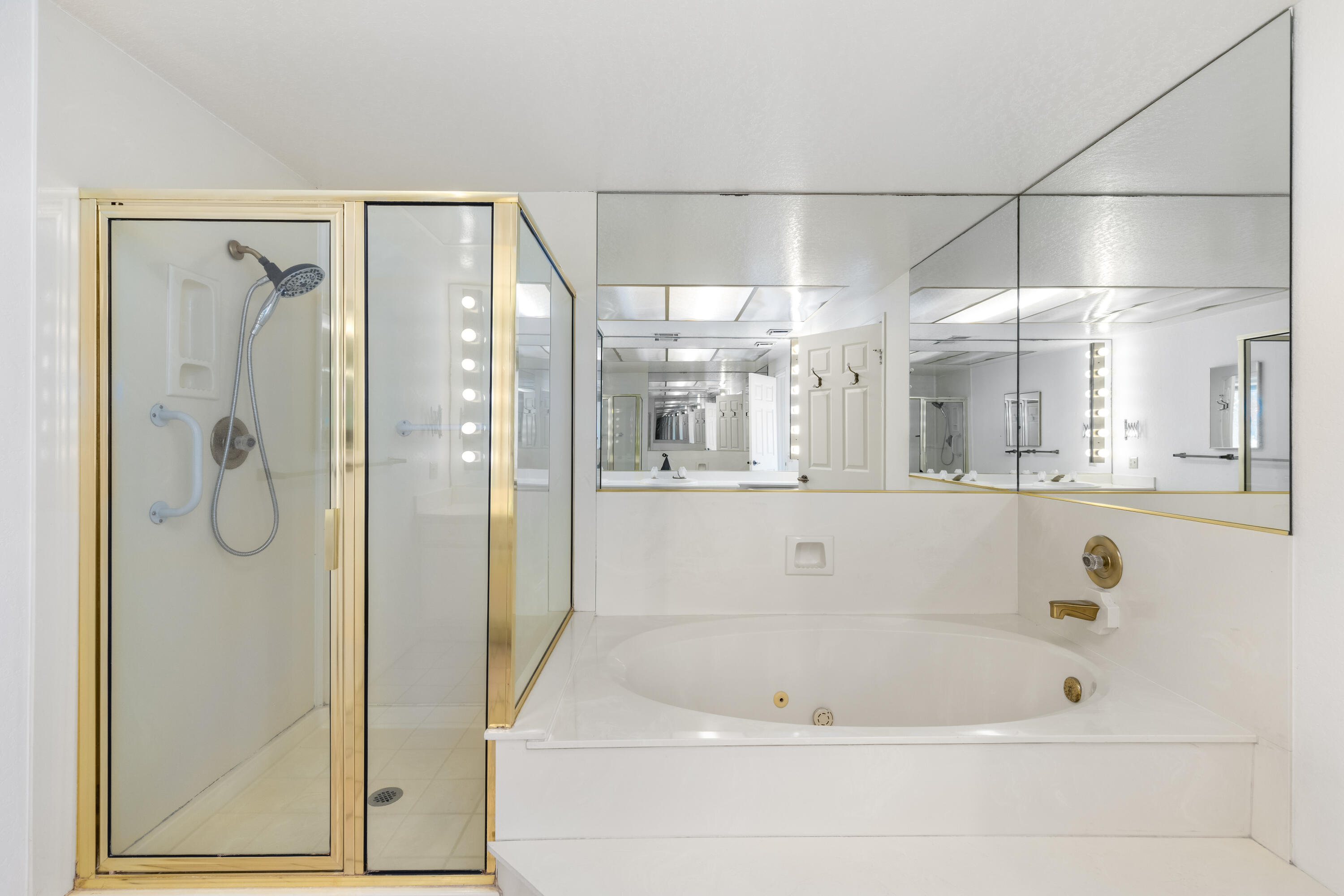 110 Conejo Circle Palm Desert, CA 92260 - Photo 32 of 66 1N4A9105