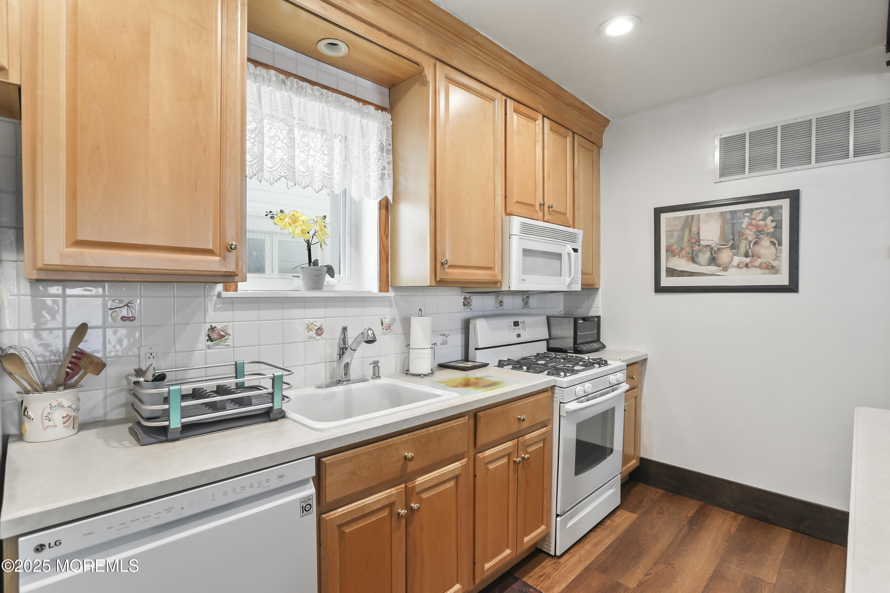 Undisclosed Address Bradley Beach, NJ 07720 - Photo 17 of 22 5W5A9632