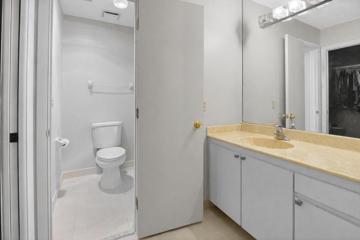 738 Northwest 24th Avenue Delray Beach, FL 33445 - Photo 13 of 45 Bathroom photo