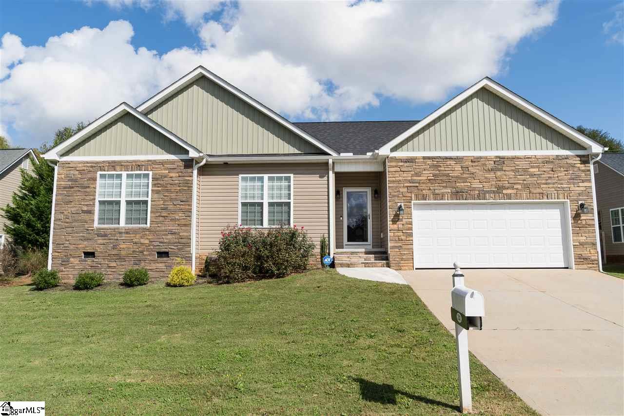 723 Elam Way Moore, SC 29369 - Photo 1 of 32 Gallery Image 1