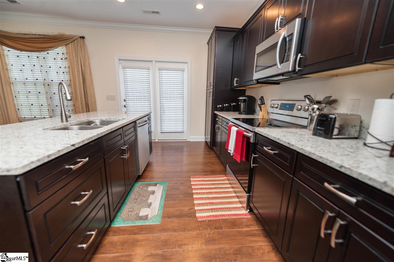 723 Elam Way Moore, SC 29369 - Photo 10 of 32 Gallery Image 10