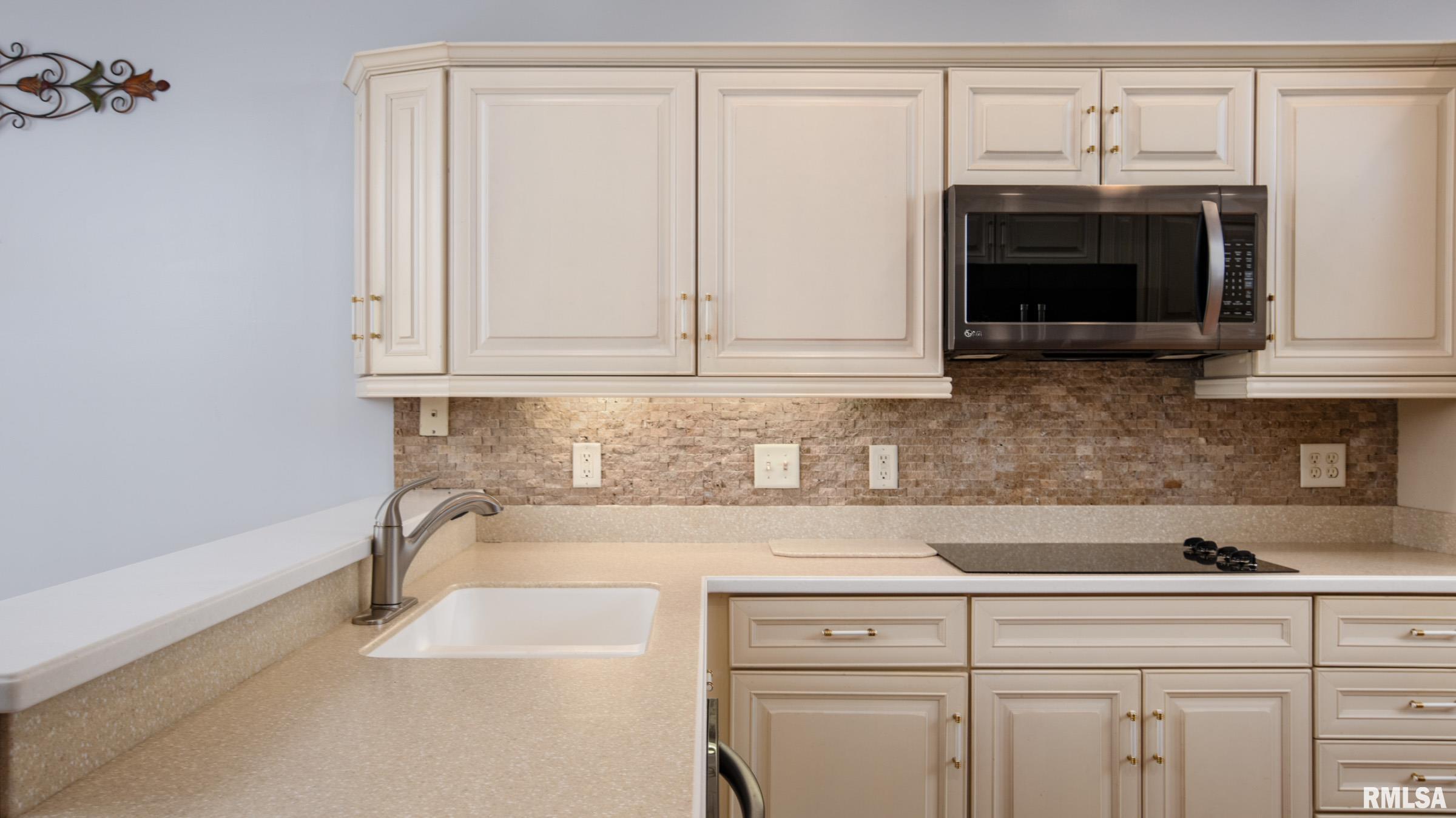 1535 Howard Road Marion, IL 62959 - Photo 12 of 44