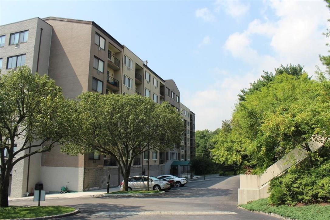 Welcome to Greencroft Luxury Condominums