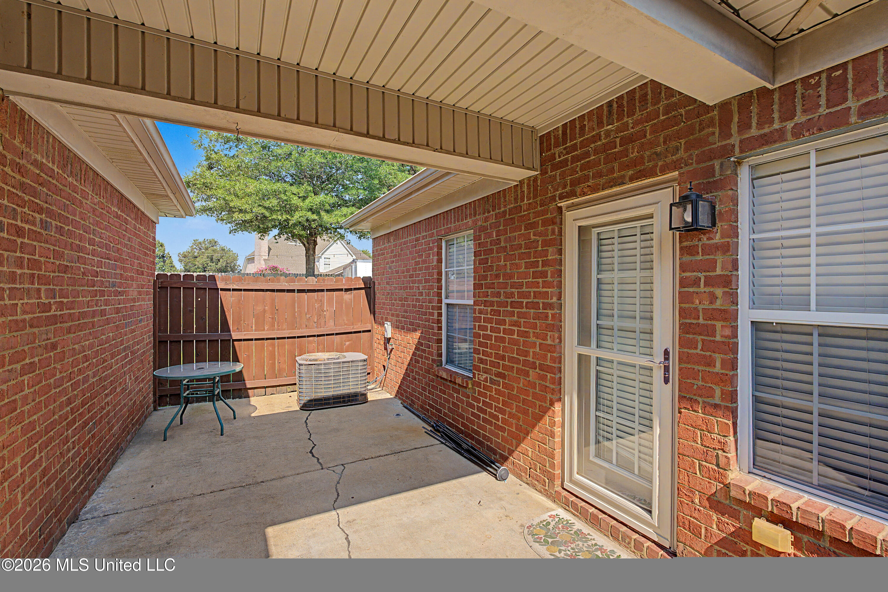 816 Cardinal Lane Hernando, MS 38632 - Photo 24 of 34 Patio