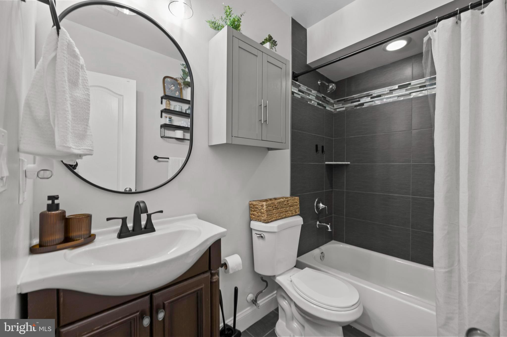 1363 Childress Street Northeast, Unit 1 Washington, DC 20002 - Photo 31 of 37
