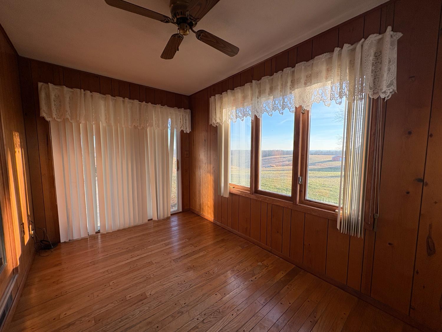 6901 Salem Ridge Road Aurora, IN 47001 - Photo 6 of 38