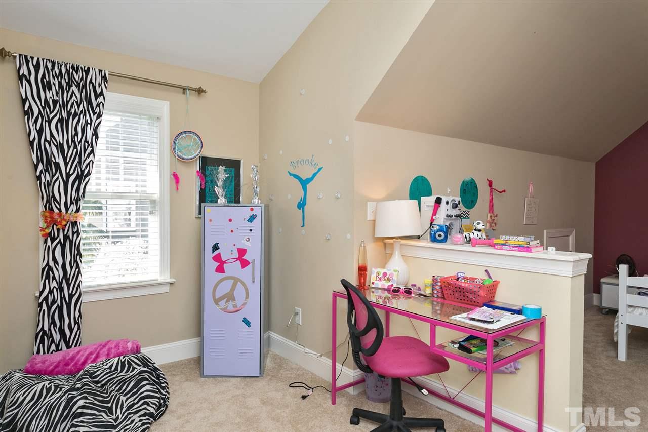 745 Powell Drive Raleigh, NC 27606 - Photo 16 of 25 Gallery Image 16