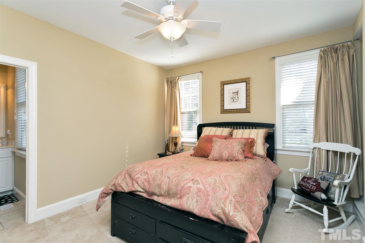 745 Powell Drive Raleigh, NC 27606 - Photo 8 of 25 Gallery Image 8