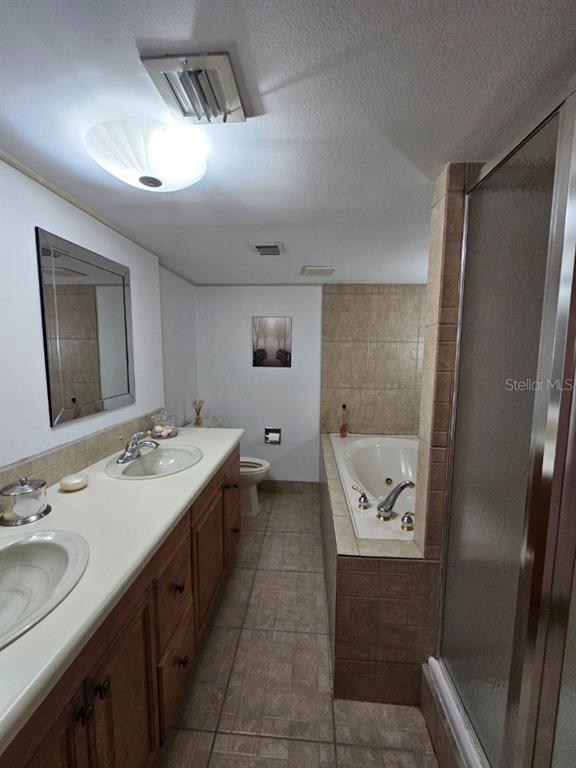 700 Starkey Road, Unit 622 Largo, FL 33771 - Photo 19 of 24