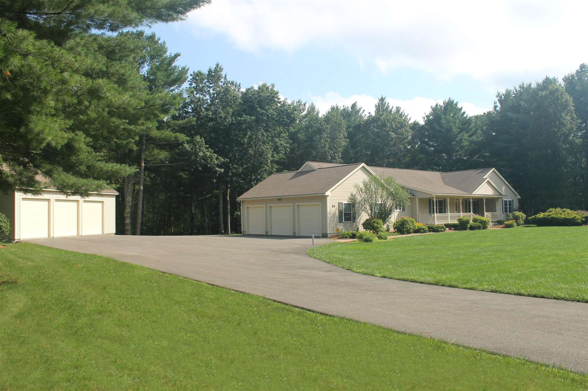 59 Lowell Road Windham, NH 03087 - Photo 2 of 32