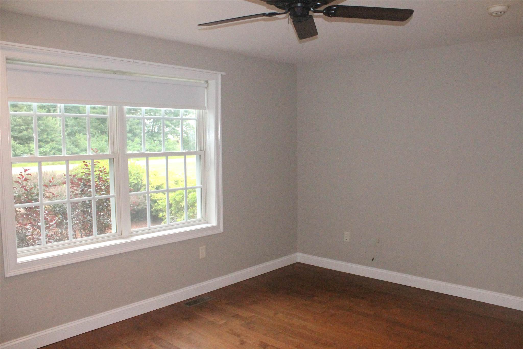 59 Lowell Road Windham, NH 03087 - Photo 18 of 32