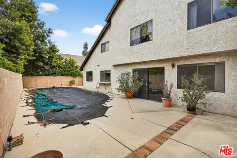 $899,000 | 23255 Covello Street, Canoga Park, CA 91304