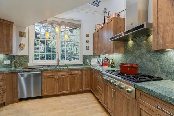 $1,795,000 | 5779 Trailwood Drive, Santa Rosa, CA 95404