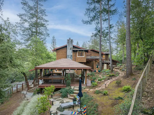 $1,795,000 | 5779 Trailwood Drive, Santa Rosa, CA 95404