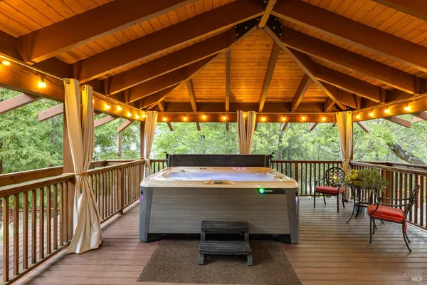 $1,795,000 | 5779 Trailwood Drive, Santa Rosa, CA 95404