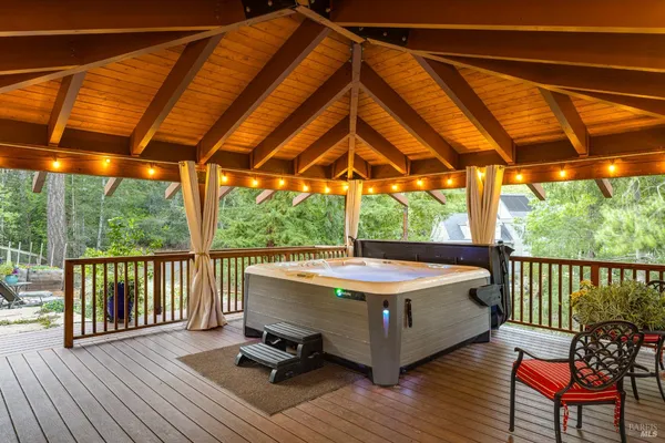 $1,795,000 | 5779 Trailwood Drive, Santa Rosa, CA 95404