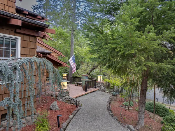 $1,795,000 | 5779 Trailwood Drive, Santa Rosa, CA 95404