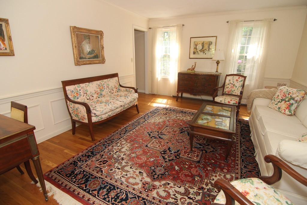 12 Putnam Road Acton, MA 01720 - Photo 2 of 24