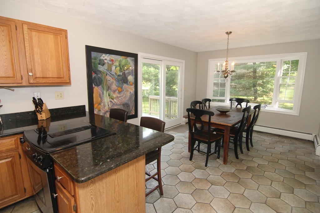 12 Putnam Road Acton, MA 01720 - Photo 9 of 24