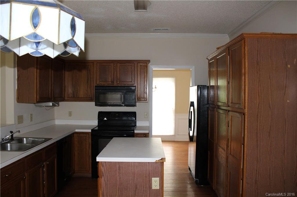 7514 Trotter Road Charlotte, NC 28216 - Photo 7 of 16