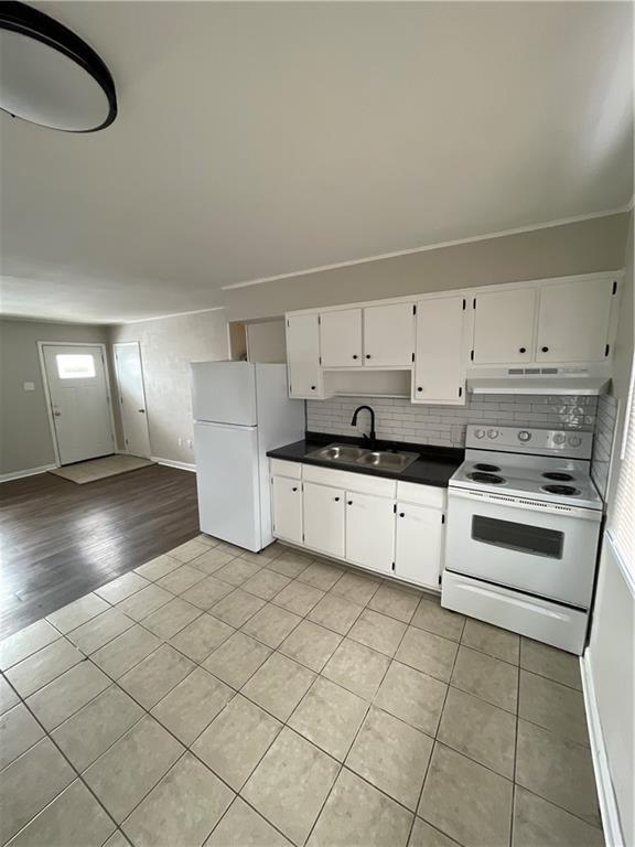 505 Waynetown Road, Unit 4N Crawfordsville, IN 47933 - Photo 4 of 9