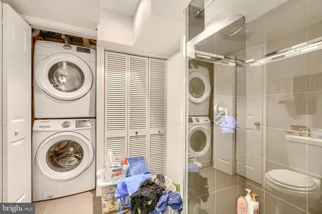 $1,950 | 108 North Madeira Street, Baltimore, MD 21231