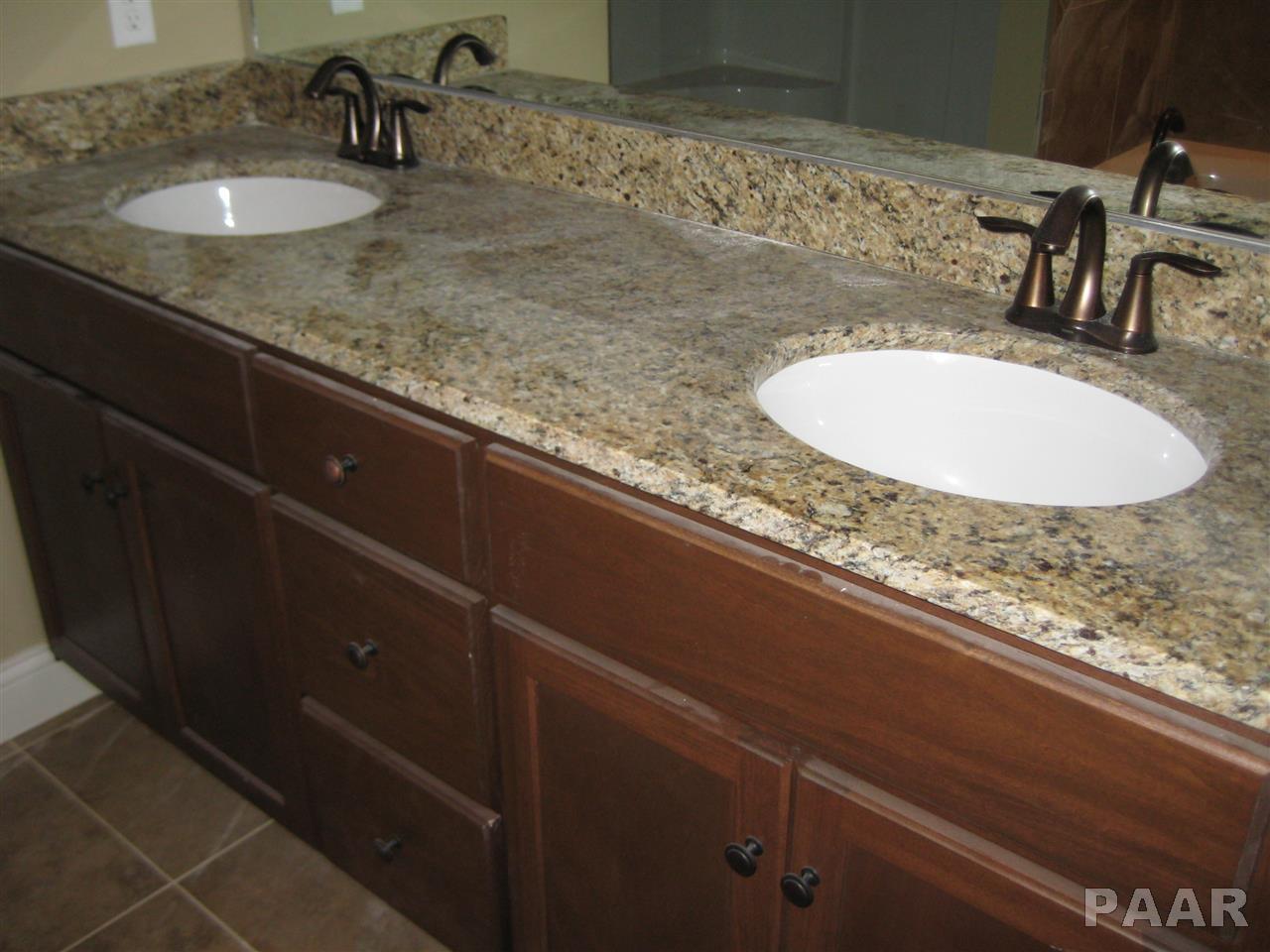 1000 Devonshire Road Washington, IL 61571 - Photo 16 of 22 Gallery Image 16