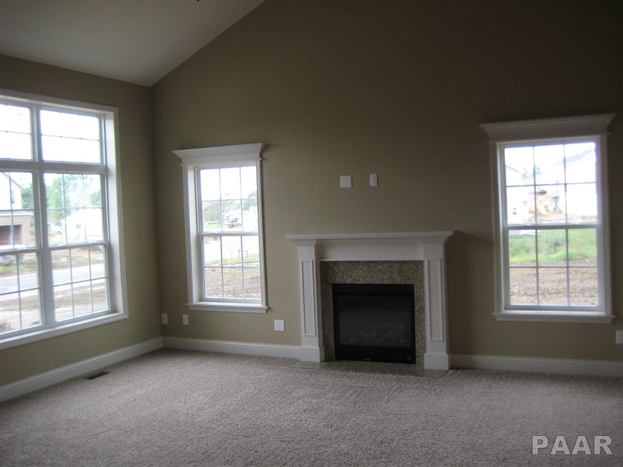 1000 Devonshire Road Washington, IL 61571 - Photo 5 of 22 Gallery Image 5
