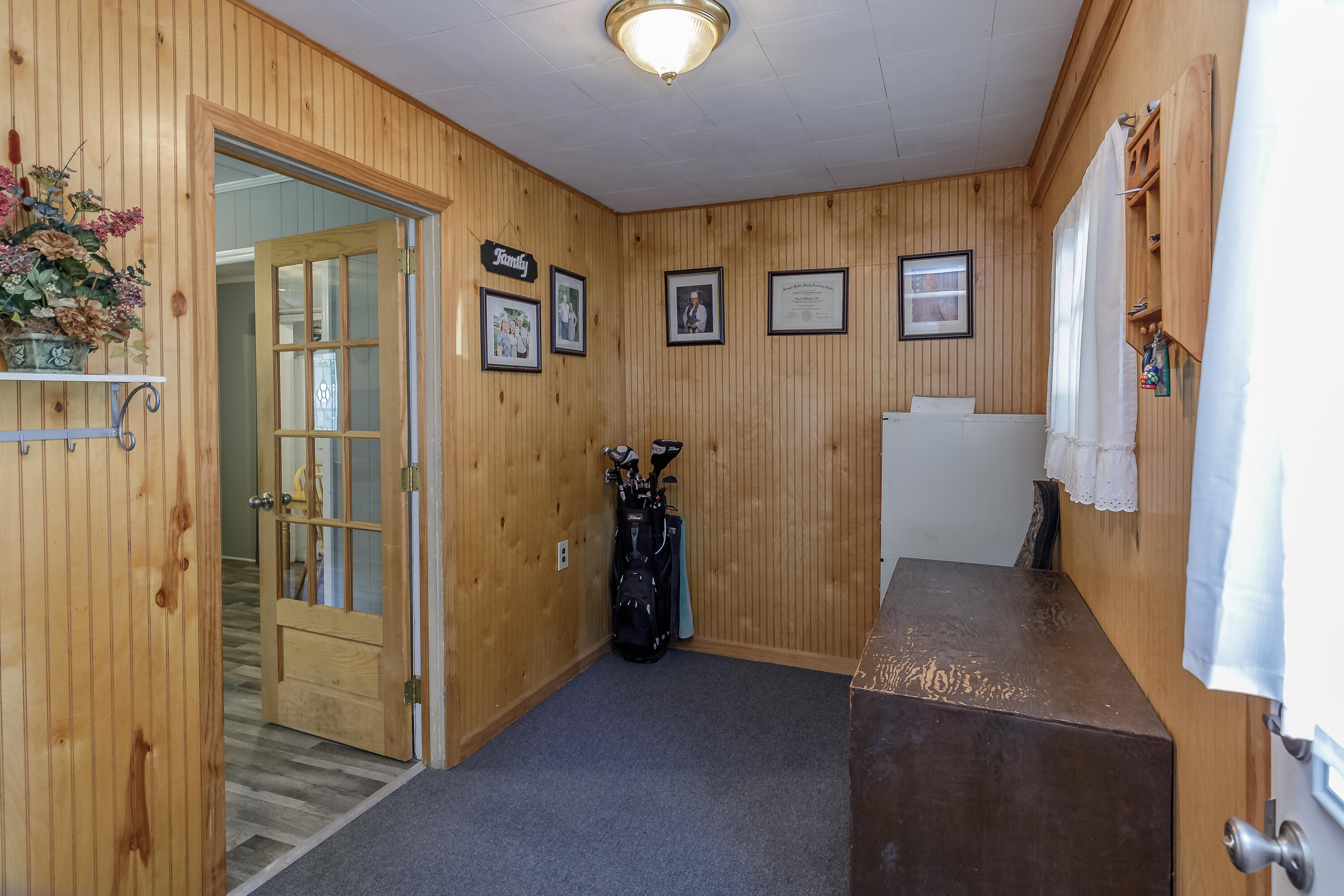 183 Rose Circle Trion, GA 30753 - Photo 20 of 29 Side Entry / Office