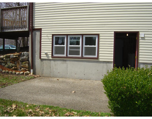 55 George Street, Unit 2 Mendon, MA 01756 - Photo 3 of 9 Gallery Image 3