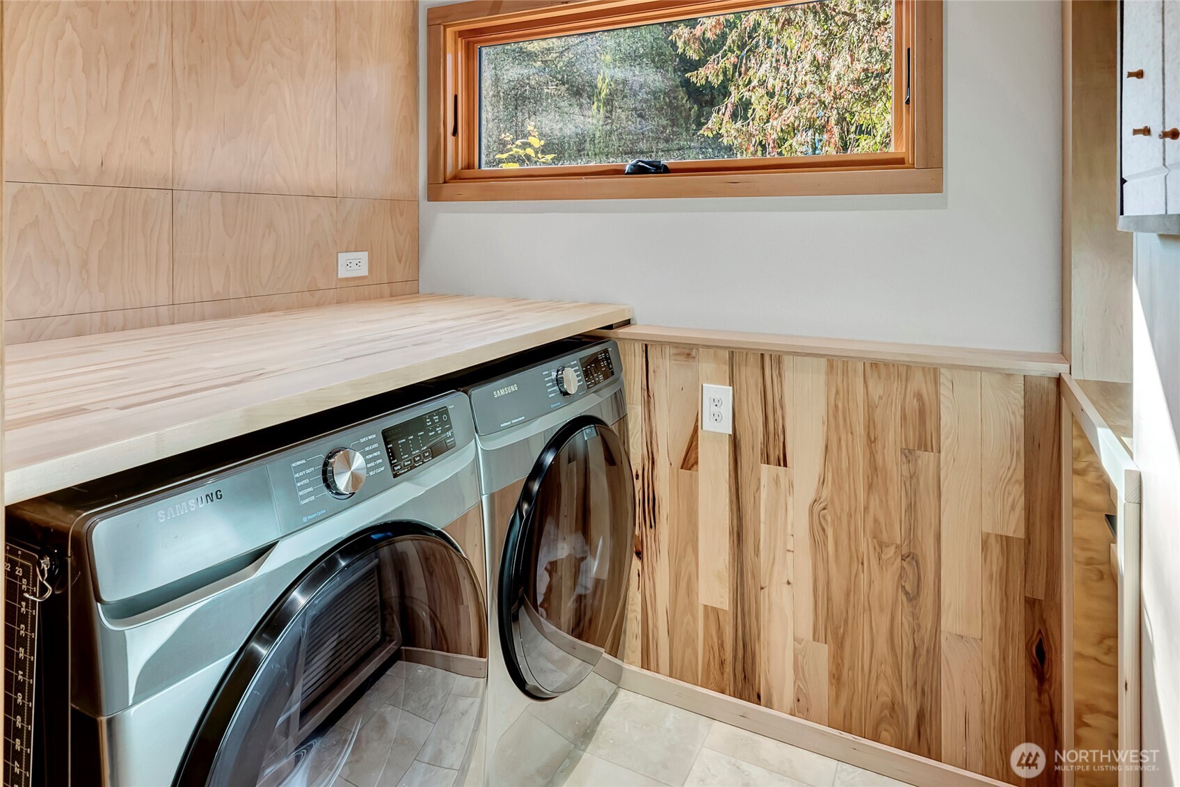 24123 7th Avenue West Bothell, WA 98021 - Photo 20 of 29 a utility room with dryer and washer