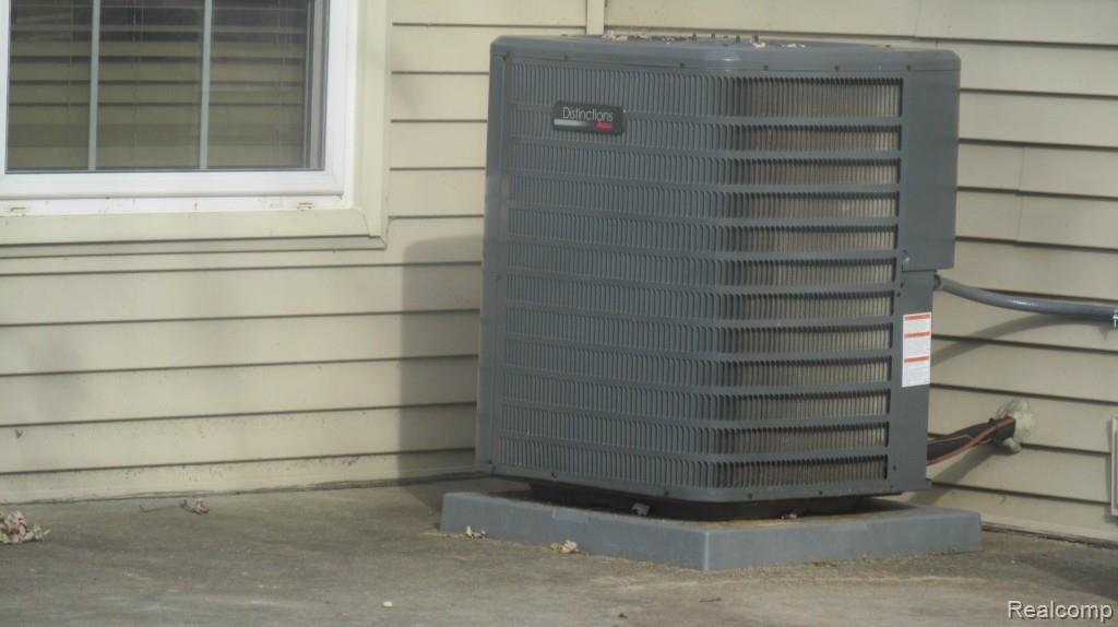 15200 Haggerty Road Belleville, MI 48111 - Photo 12 of 99 2014 CENTRAL AIR.jpg